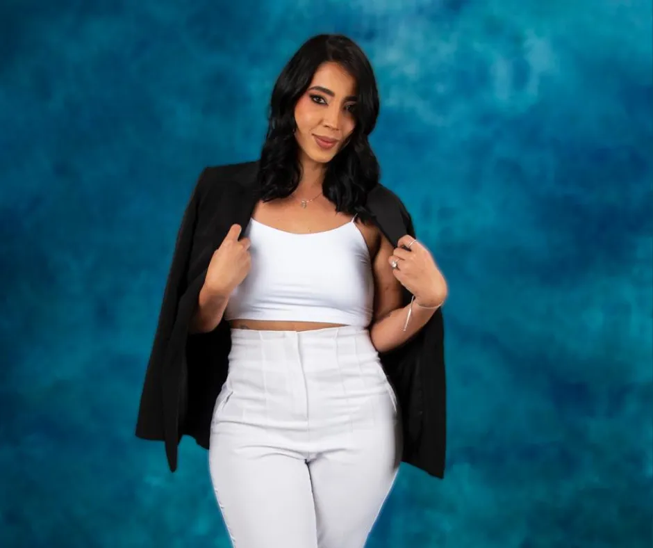 Estefy Bravo