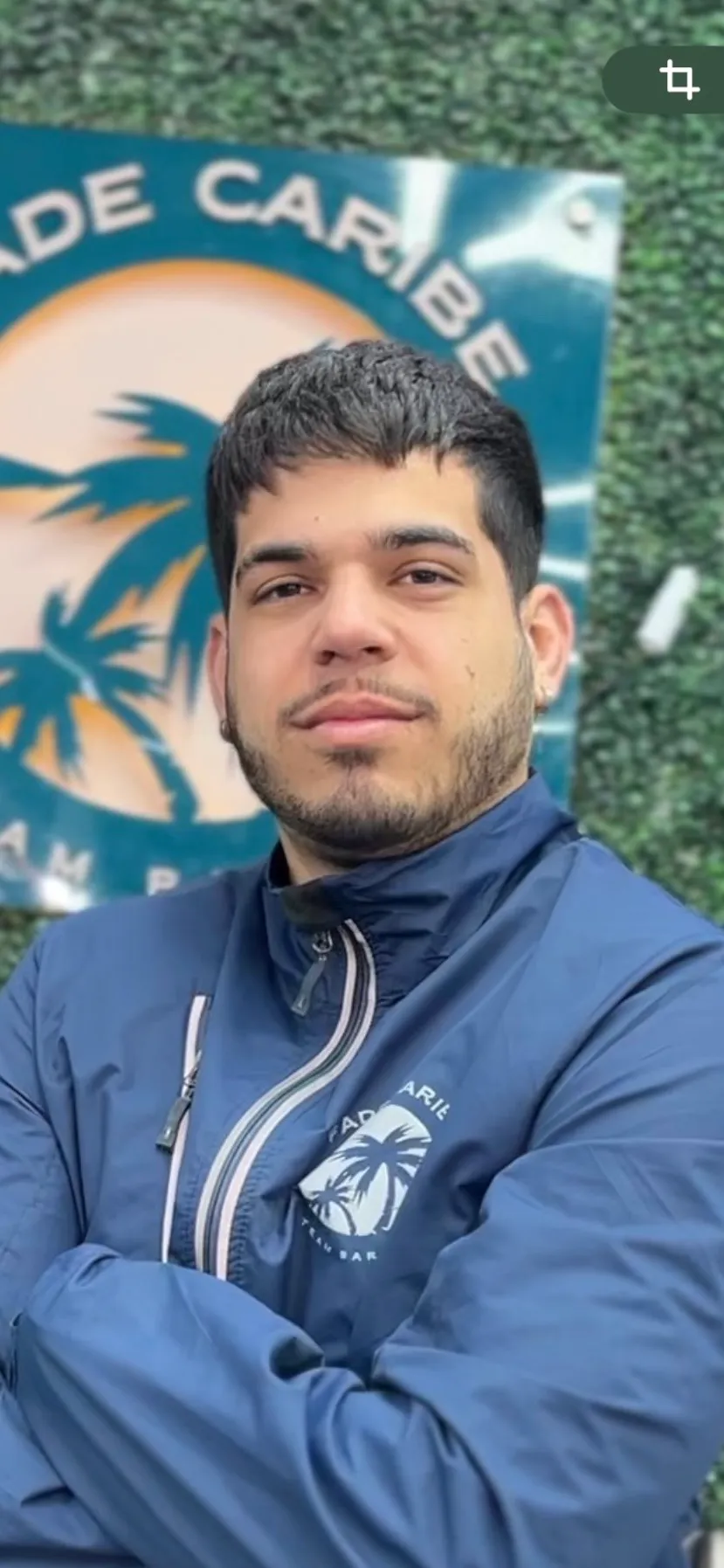 Roy Gómez 