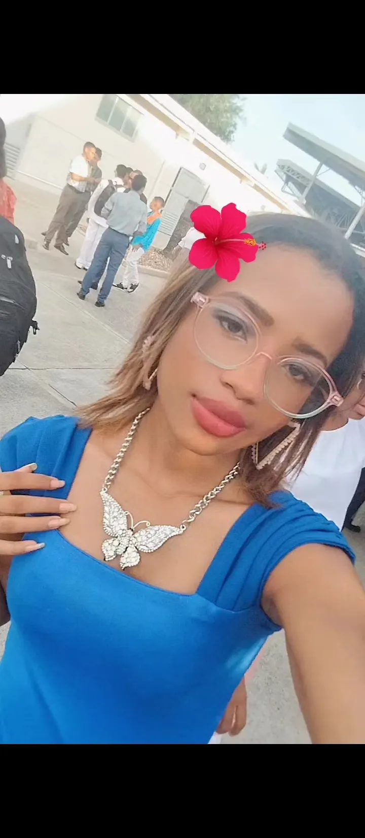 Isabella Alvez 