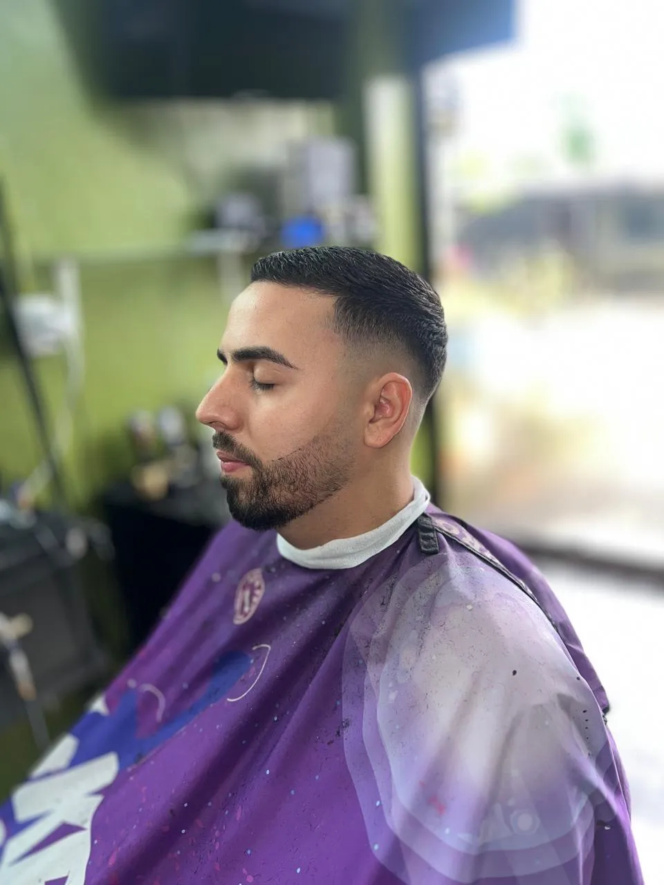 Corte y barba  - Imagen 1