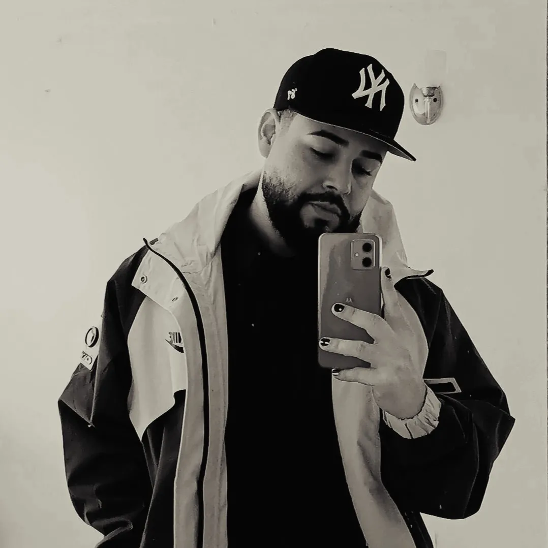 Gerardo Davila