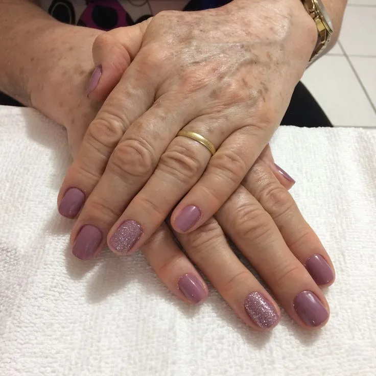 Essence Color (Esmaltado tradicional) - Imagen 1